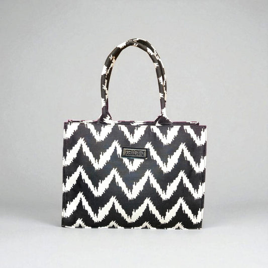Black & White Zigzag Canvas Tote Bag – Bold, Durable & Everyday Chic
