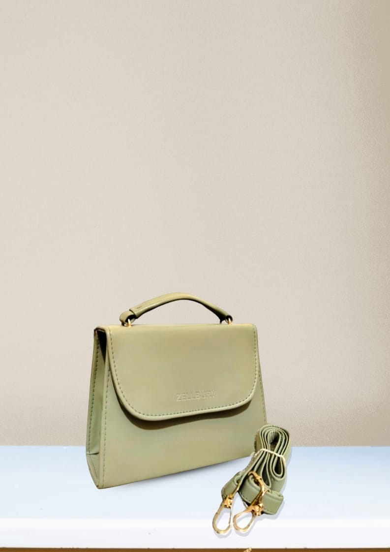 Leather Crossbody Bag – Bold, Elegant & Versatile